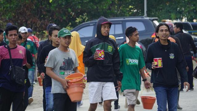 Bonek Mania, Persebaya Surabaya