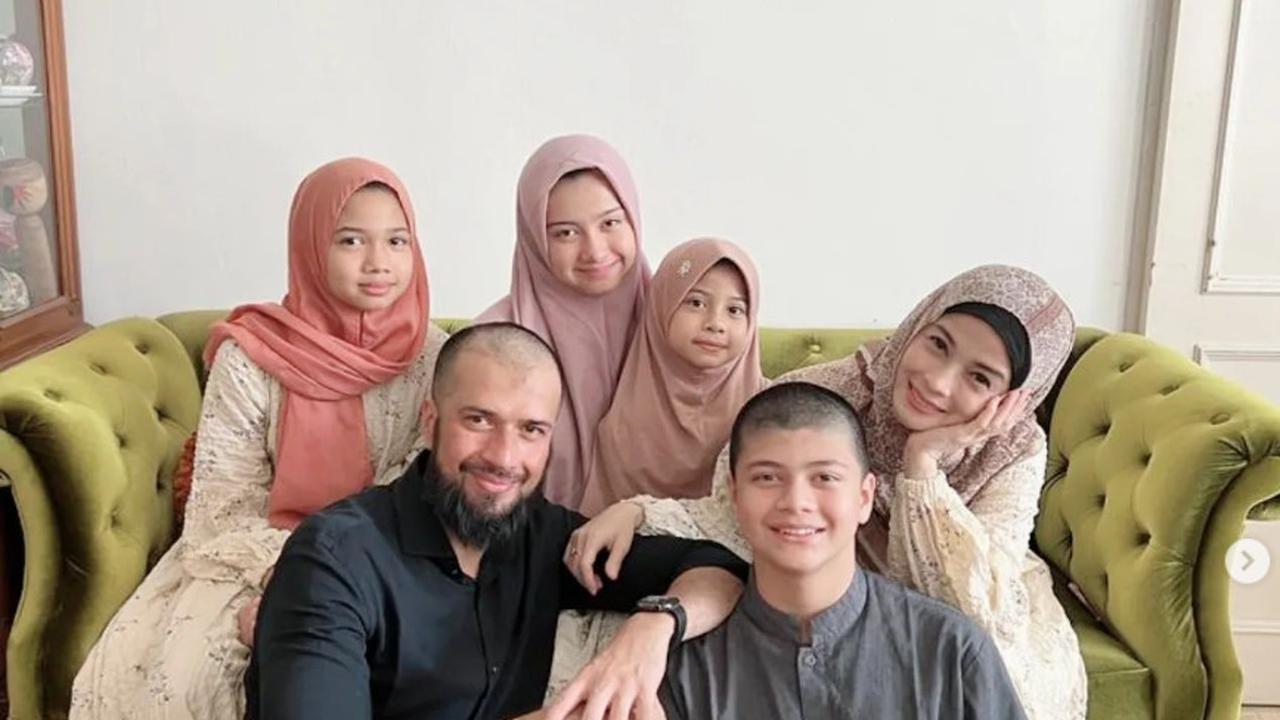 6 Potret Primus Yustisio dan Jihan Fahira Bareng 4 Anaknya, Jarang Tersorot