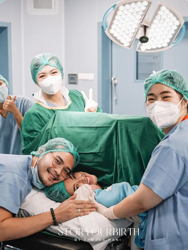 Sylvia Fully Melahirkan Anak Ketiga