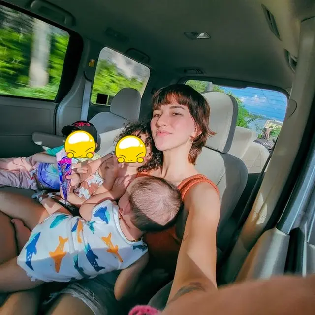 6 Potret Dahlia Poland Momong Buah Hatinya, Jadi Ibu 3 Anak di Usia 25 Tahun