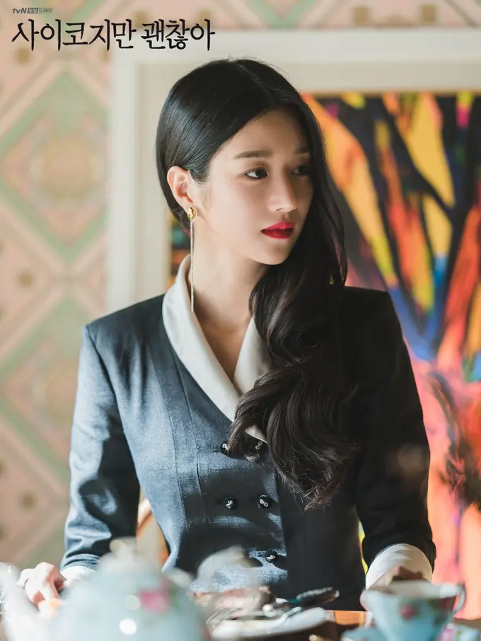 Tiru Gaya Makeup ala Seo Ye Ji dalam Drama It’s Okay To Not Be Okay, Tampilkan Sisi Misterius yang Menggoda