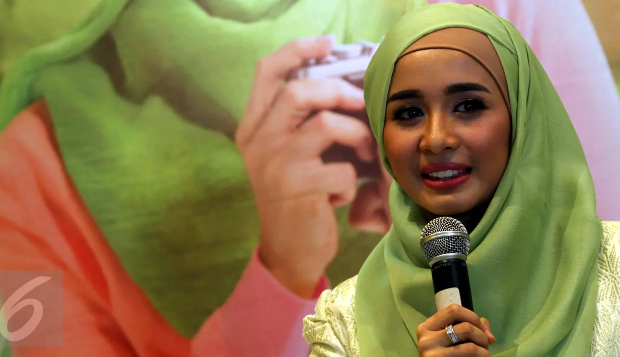 Aktris cantik Laudya Cynthia Bella saat ditemui pada sebuah acara di kawasan Menteng, Jakarta, Selasa (16/5/2015). (Liputan6.com/Panji Diksana)