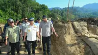 Cara Bobby Normalisasi Sungai Usai Banjir Curi Perhatian Mendagri Tito