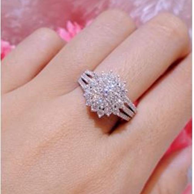 Tips Memilih Perhiasan Berlian untuk Menghargai Diri Sendiri