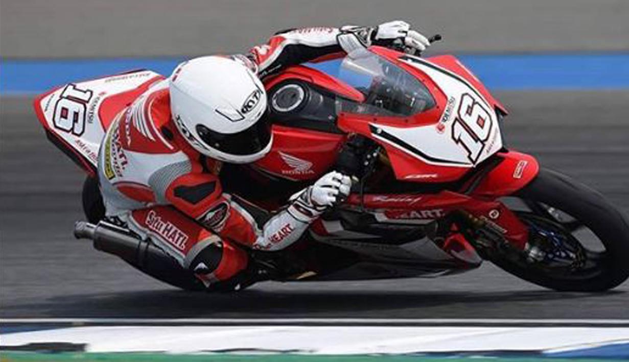 Mario Suryo Aji saat ini tergabung di Astra Honda Racing Team. Usianya masih sangat belia, yakni 13 tahun. Di ajang ARRC 2018, Mario tampil di kelas AP250 bersama dua rekannya Rheza Danica Ahrens dan Awhin Sanjaya. (instagram.com/marios.a96/)