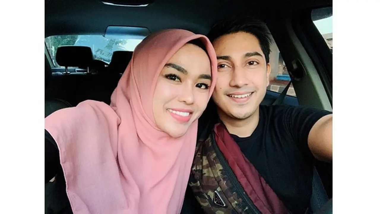 Bekerja sama dalam bisnis dan rumah tangga, keduanya selalu kompak.