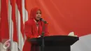 Calon kepala daerah dari PDIP menyampaikan pidatonya saat acara penutupan sekolah khusus calon kepala daerah dari PDIP, Jawa Barat, Jumat (3/7/2015). (Liputan6.com/Herman Zakharia)