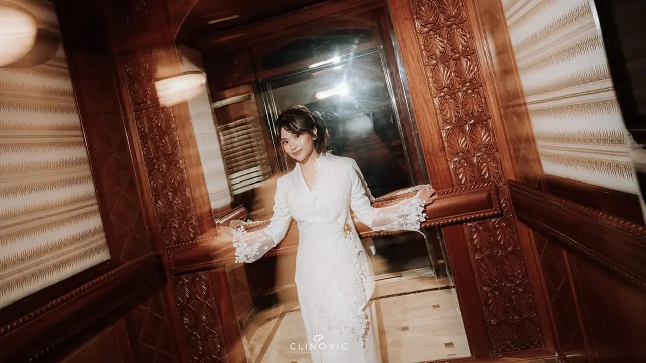 7 Detail Busana Akad Nikah Adira Kania Anak Ikke Nurjanah, Tampil Chic Pakai Blazer