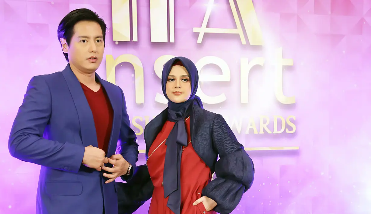 Cut Meyriska dan Roger Danuarta di acara IFA 2020. (Bambang E Ros/Fimela.com)
