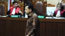 Terdakwa dugaan korupsi proyek e-KTP Setya Novanto saat mengikuti sidang lanjutan di Pengadilan Tipikor, Jakarta, Kamis (18/1). Sidang beragendakan mendengar keterangan enam orang saksi. (Liputan6.com/Helmi Fithriansyah)