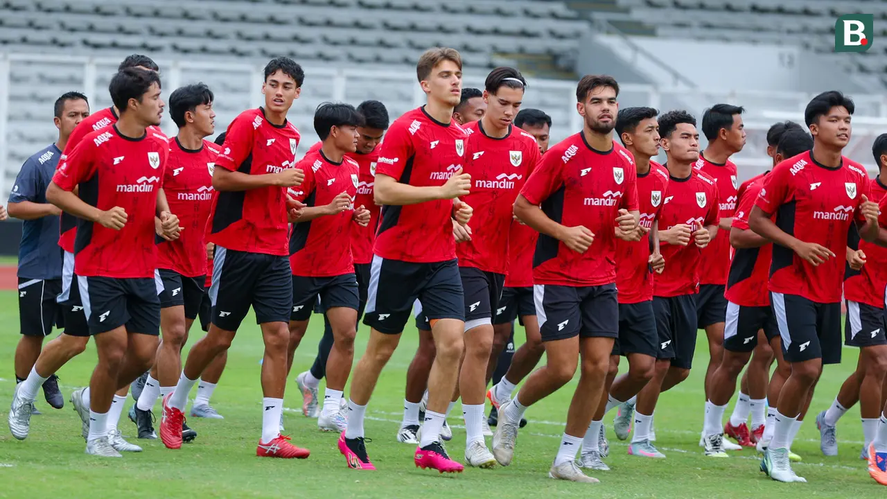 Foto: Indra Sjafri Matangkan Taktik Skuad Timnas Indonesia U-22 Jelang Hadapi Mali di Laga Uji Coba
