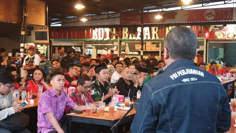 PDIP bersama milenial. (Liputan6.com/Radityo Priyasmoro)