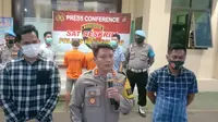 Polres Pandeglang Tangkap Dua Pelaku Rudapaksa Gadis Difabel. (Kamis, 20/05/2021). (Liputan6.com/Yandhi Deslatama).