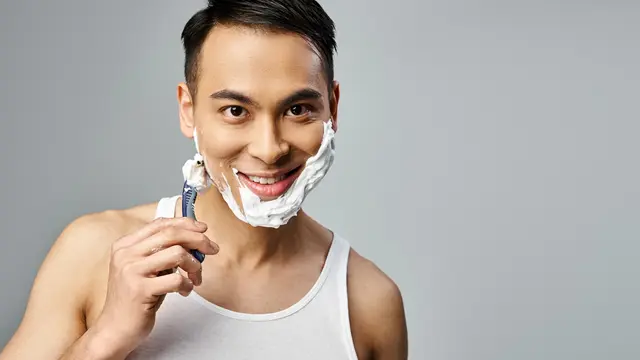 Cowok Wajib Tahu! 4 Alat Cukur Andalan Biar Ganteng Maksimal dan Percaya Diri