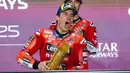 Dengan tambahan 25 poin, untuk sementara Marc Marquez mengunci posisi puncak klasemen MotoGP 2025 dengan 123 poin. (Karim JAAFAR/AFP)