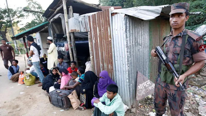 20161122- Muslim Rohingya Ditangkap Tentara Banglades- REUTERS