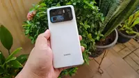 Penampakan Xiaomi Mi 11 Ultra (Liputan6.com/Agustinus M. Damar)