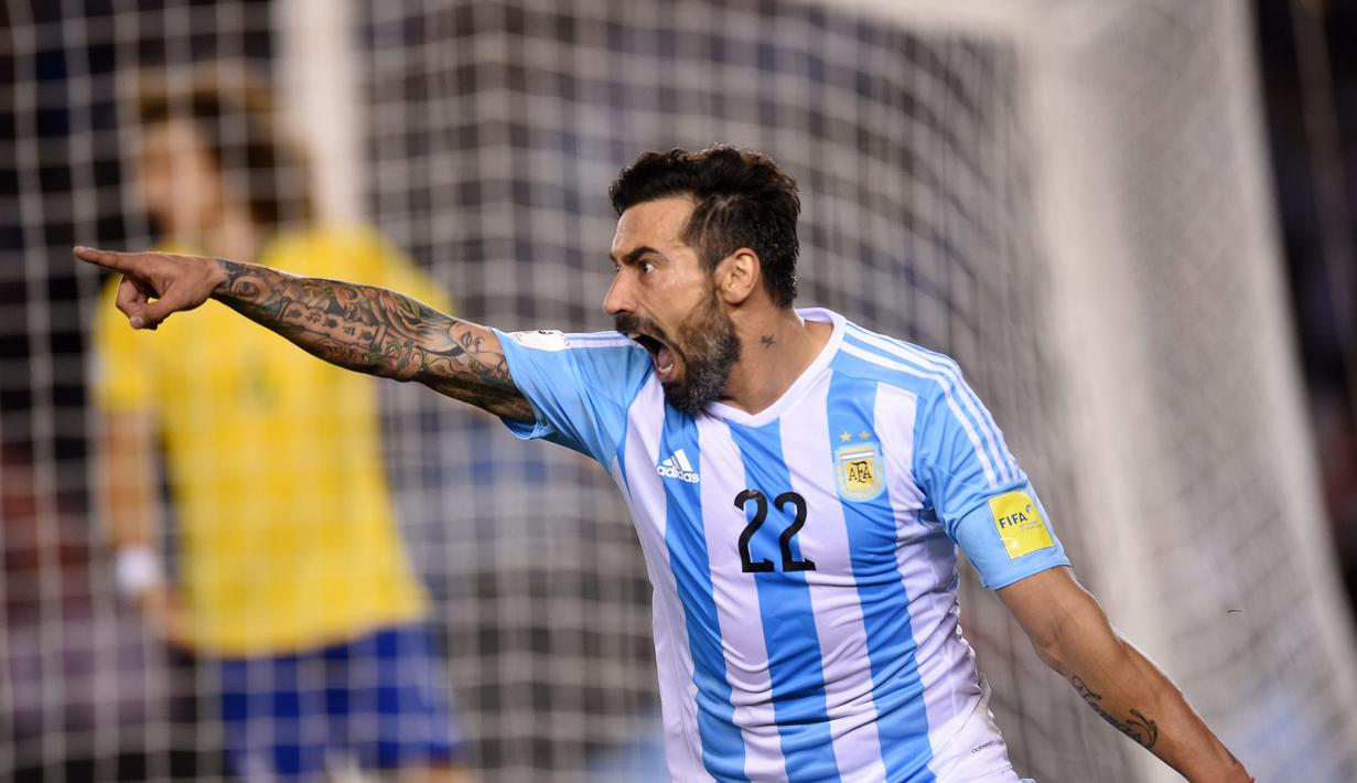 Bintang PSG, Ezequiel Lavezzi ini ikut membantu Argentina meraih medali emas pada Olimpiade Beijing 2008. (EPA/Juan Ignacio Roncoroni)
