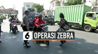 Operasi Zebra Krakatau yang digelar Polresta Bandar Lampung terhenti oleh warga yang mengidap gangguan jiwa. Dalam operasi ini puluhan motor bodong disita perugas.