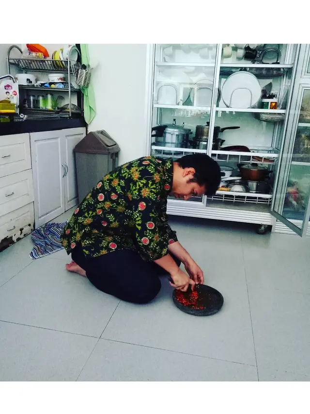 Jadi Wakil Gubernur Jawa Timur, Ini 6 Momen Kesederhanaan Emil Dardak