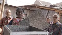 Mengikuti Perjalanan Sampah Organik dari Rumah sampai Jadi Kompos