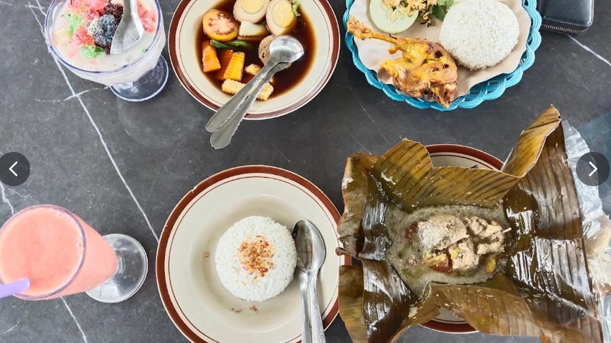 9 Rekomendasi Resto Keluarga di Sukoharjo Solo, Hadirkan Suasana Desa Khas Jawa