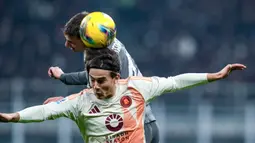 Kali ini, Milan sebenarnya tampil lebih dominan di hadapan pendukung sendiri, tapi Roma melawan dengan baik. Banyak peluang Milan yang terbuang karena eksekusi akhir tidak maksimal. (AP Photo/Antonio Calanni)