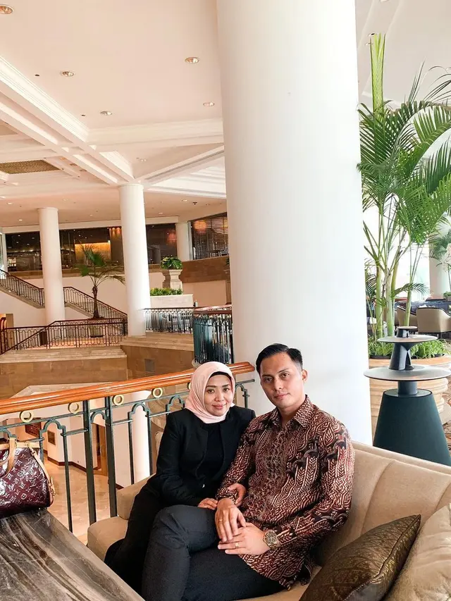 Kebersamaan Muzdalifah dan Fadel Islami