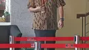 Pengelola Teknis Dirjen Cipta Karya, Didiet Arief Akhdiat bersiap keluar dari gedung KPK untuk rehat, Jakarta, Jumat (16/3). Didiet diperiksa terkait kasus korupsi pembangunan gedung kampus IPDN Tahap II di Provinsi Riau. (Liputan6.com/Herman Zakharia)