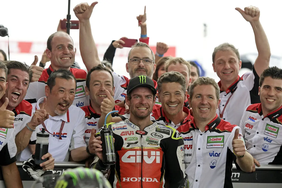 FOTO: Crutchlow Tercepat di MotoGP Argentina, Marquez-Rossi Senggolan