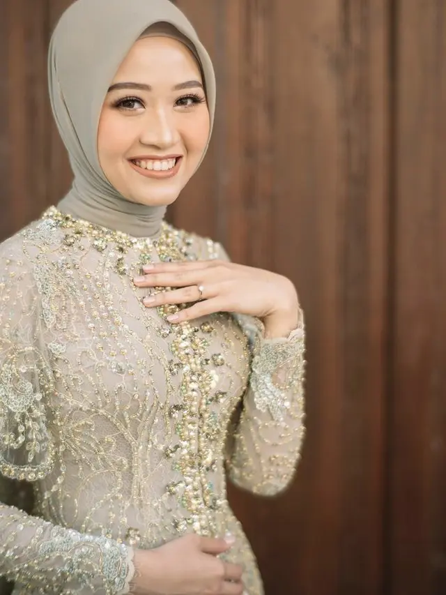 Tampilan Alca saat menikah dengan Bintang Emon, credit: @imagenic