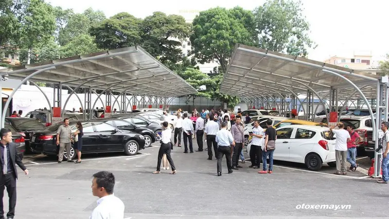 Sagu Auto, pasar mobil bekas pertama di Ho chi Minh City