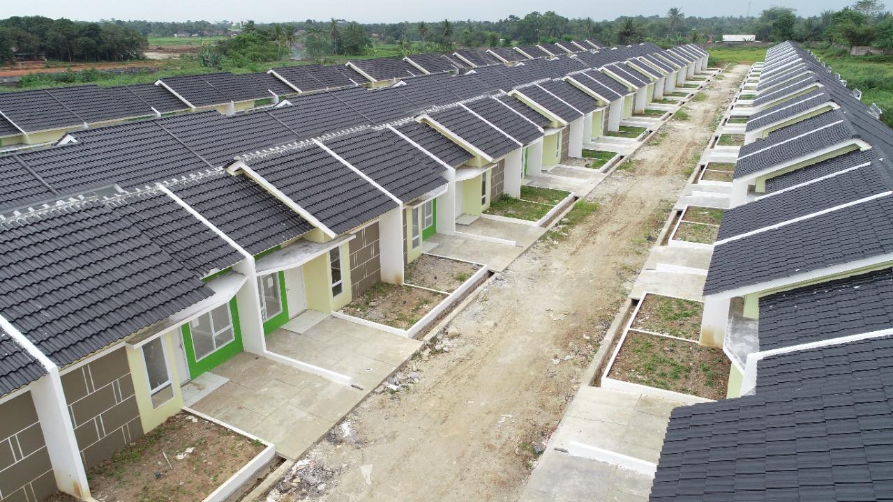 pasca pandemi Covid-19, pembelian rumah subsidi di proyek properti Puri Harmoni Cisoka 3 Harun, Kecamatan Cisoka, Kabupaten Tangerang. (Paramita/Liputan6.com)