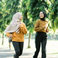 ilustrasi perempuan muslim olahraga/Odua Images/Shutterstock