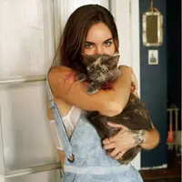 Momen Kucing dan Majikannya Ini Bakal Bikin Kamu Salah Fokus