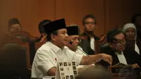 Dalam sidang perdana tersebut, Prabowo Subianto sempat menyinggung soal mendapat nol suara di ratusan TPS.(Liputan6.com/Johan Tallo)