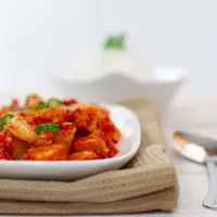 Ilustrasi sambal goreng kentang./Copyright shutterstock.com/g/p3nnylan3