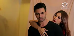 Pasangan selebriti yang pernah dikabarkan pisah akhirnya kembali rujuk karena perasaan antara keduanya.