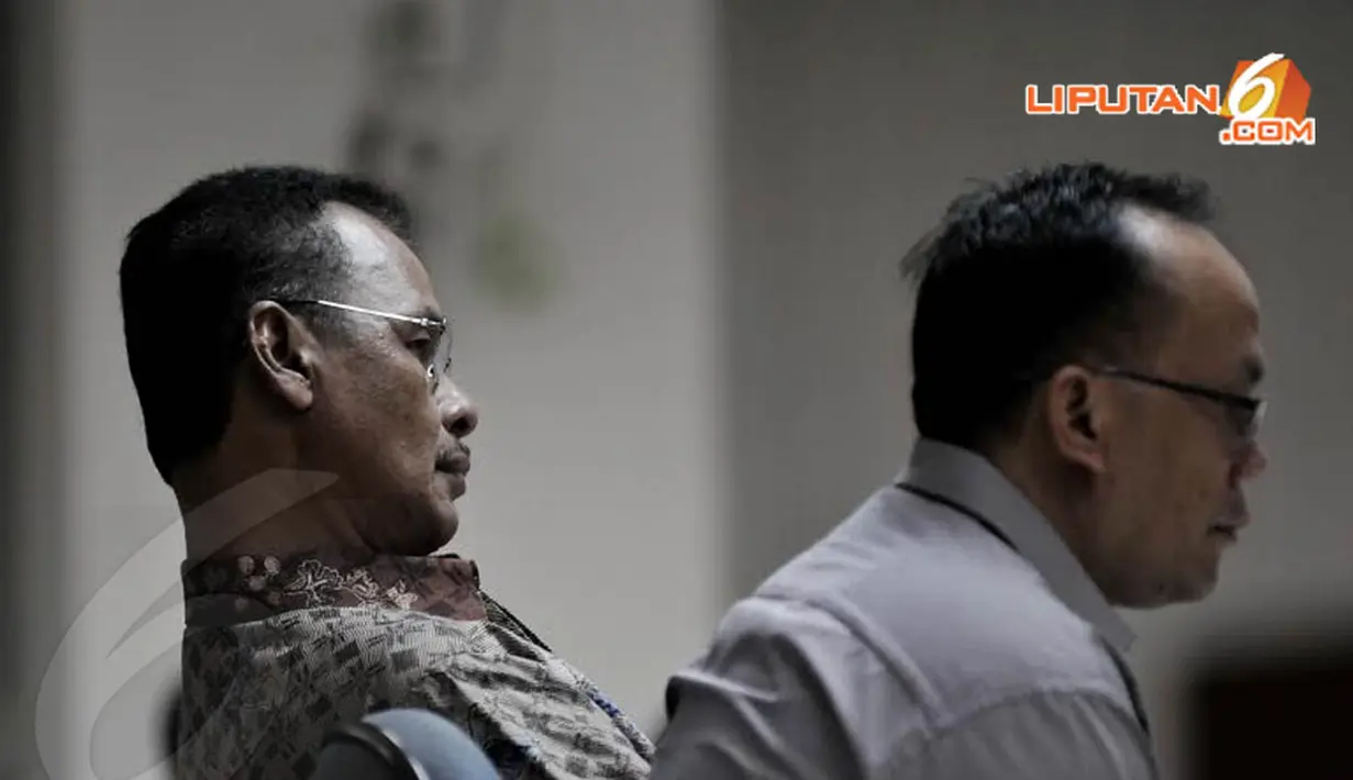 Terdakwa lain dalam kasus yang sama, yaitu Cornelis Nalau Antun juga divonis 3 tahun penjara dan denda Rp 150 juta subsider 3 bulan kurungan (Liputan6.com/Johan Tallo)