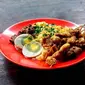 Bubur Ayam Mang Haji Oyo di Bandung. foto: qraved