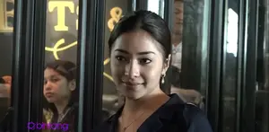 Nikita Willy tengah sibuk menjalani perkuliahannya di bidang hukum. Ia serius kuliah saat ini, karena Nikita ingin menjadi seorang pengacara di dalam sebuah persidangan.