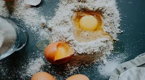 9 Arti Mimpi Telur Pecah Yang Diyakini Membawa Kemakmuran - Lifestyle  Fimela.com