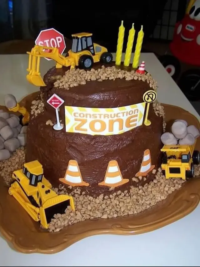 6 Kue Ulang Tahun Khusus Kuli Bangunan Ini Unik Sekaligus Kreatif