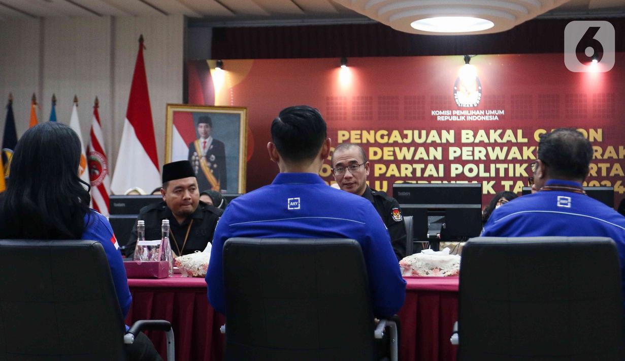 Berdasarkan informasi resmi Humas KPU, sebanyak tujuh parpol peserta Pemilu 2024 itu akan mendaftar hari ini di Kantor KPU RI. Lima di antaranya merupakan parpol non parlemen. (Liputan6.com/Herman Zakharia)
