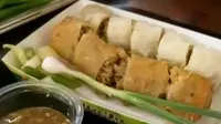 Restoran spesialis lumpia Semarang mengeluarkan lumpia varian baru.