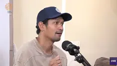 Salah satu doa utama Ibnu Jamil adalah dipersatukan kembali dengan anak dari pernikahannya terdahulu, yaitu Dhofin. (Foto: YouTube/ Daniel Mananta Network)