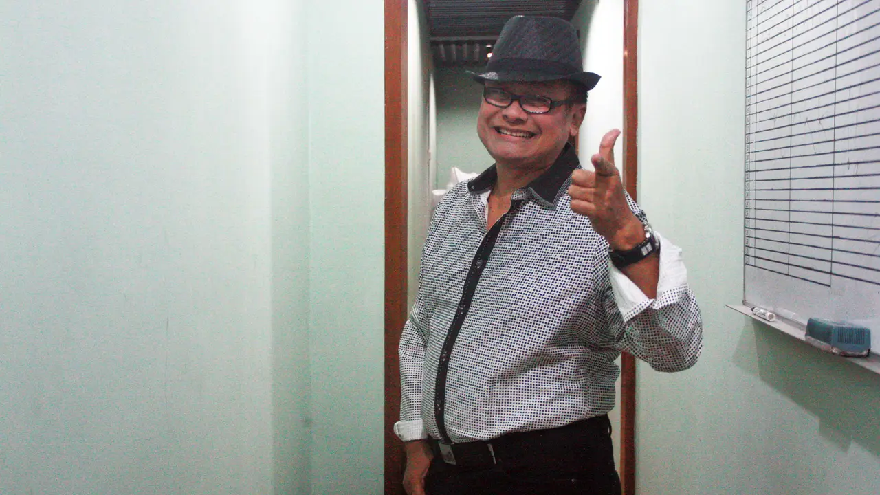 Koes Hendratmo Terus Berpacu Demi Album Baru