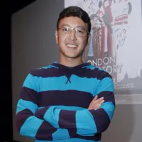 Dimas Anggara kembali dipasangkan dengan Michelle Ziudith. Sebelumnya, tahun lalu keduanya bermain dalam film ‘Magic Hour’. Kali ini ia bermain dalam film 'London Love Story'. (Galih W. Satria/Bintang.com)