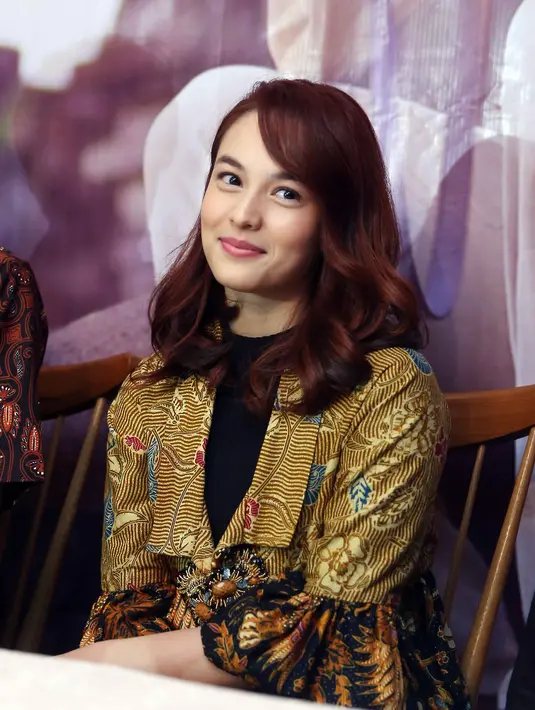 "Tapi setelah itu kami ngobrol tentang makanan dan budaya kami. Proses chemistry-nya akhirnya berjalan natural. Intinya senang dan seru banget bisa kerjasama dengan Shu Watanabe," tutur Chelsea. (Nurwahyunan/Bintang.com)