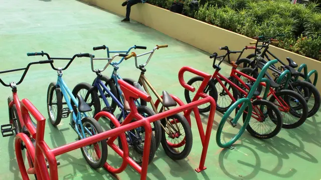 Fasilitas Parkir Sepeda di Tangcity Mall